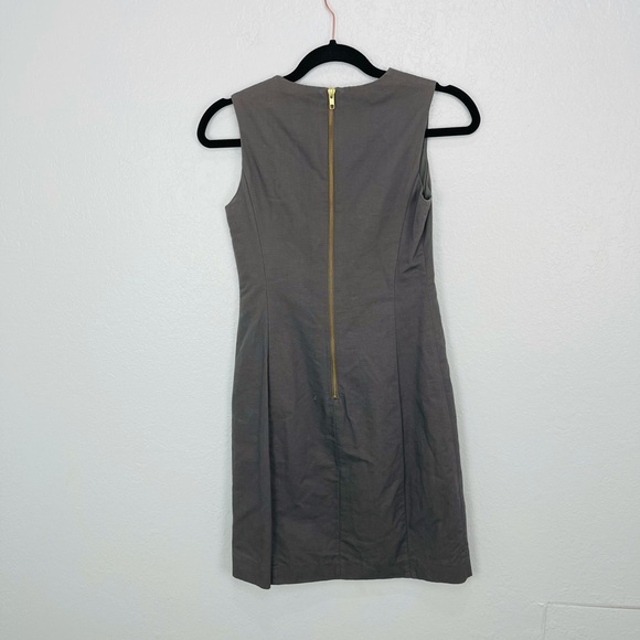 ANTHROPOLOGIE TABITHA GREY EMBROIDERED SLEEVELESS MINI FITTED DRESS - Picture 4 of 5